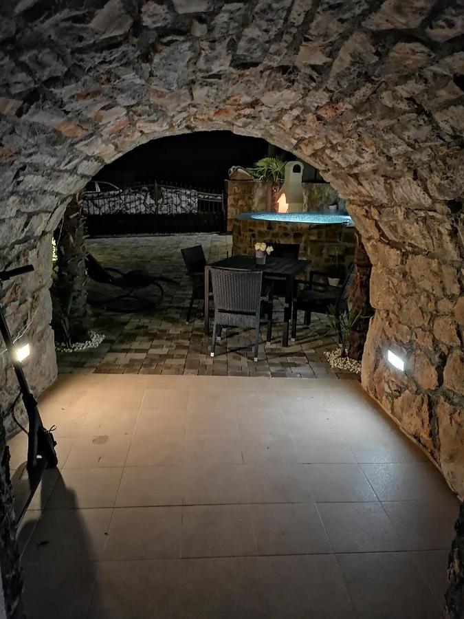 Apartman Brajutovci 26 Kornić Dış mekan fotoğraf
