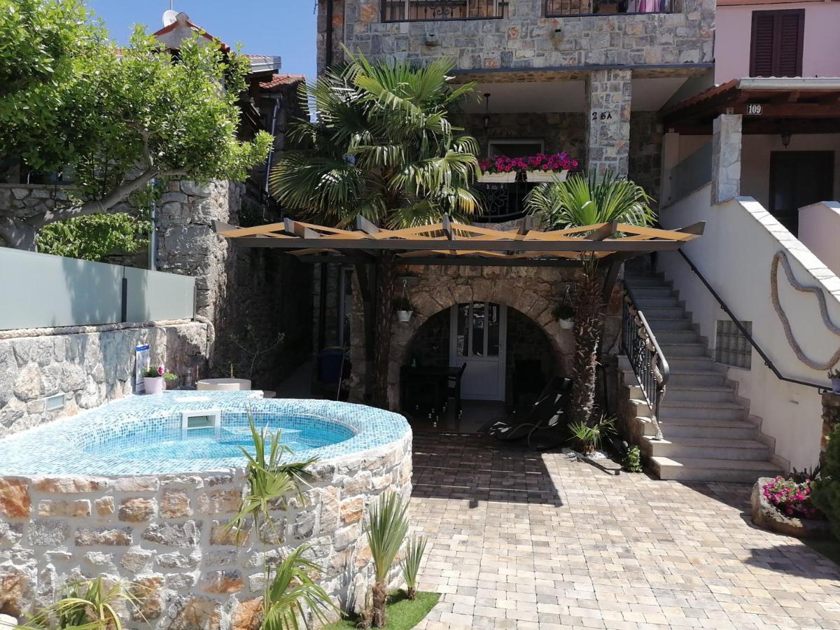 Apartman Brajutovci 26 Kornić Dış mekan fotoğraf