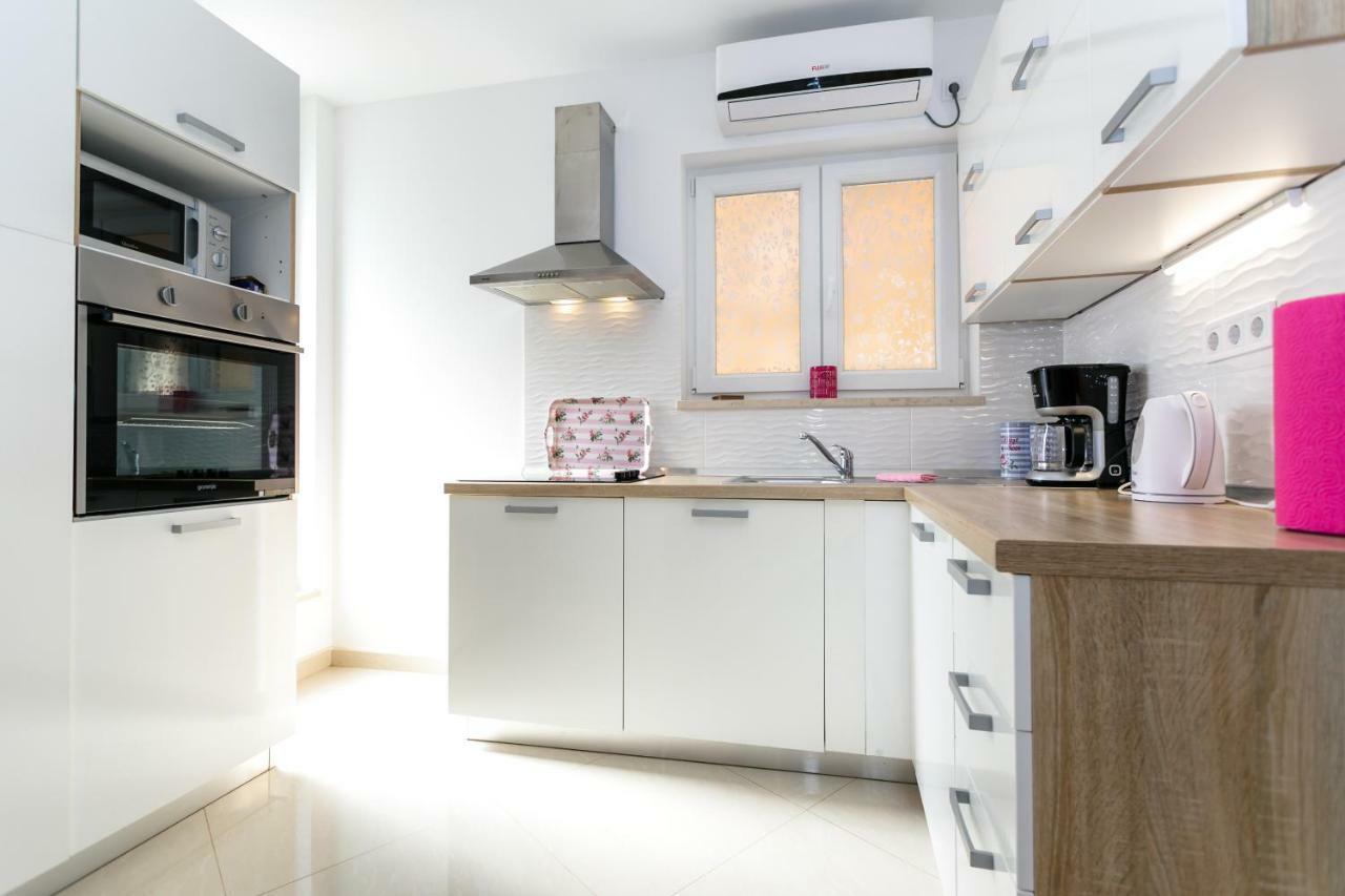 Apartman Brajutovci 26 Kornić Dış mekan fotoğraf